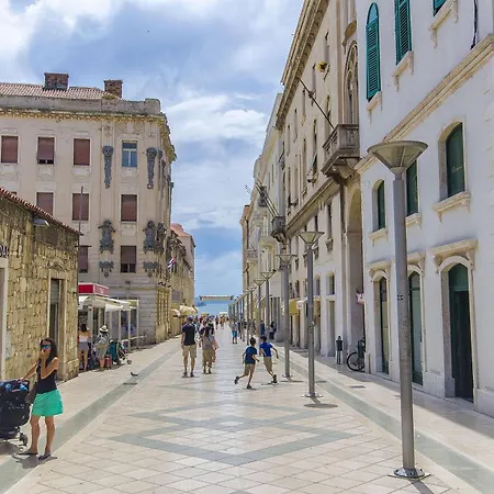 Cesarica * Split